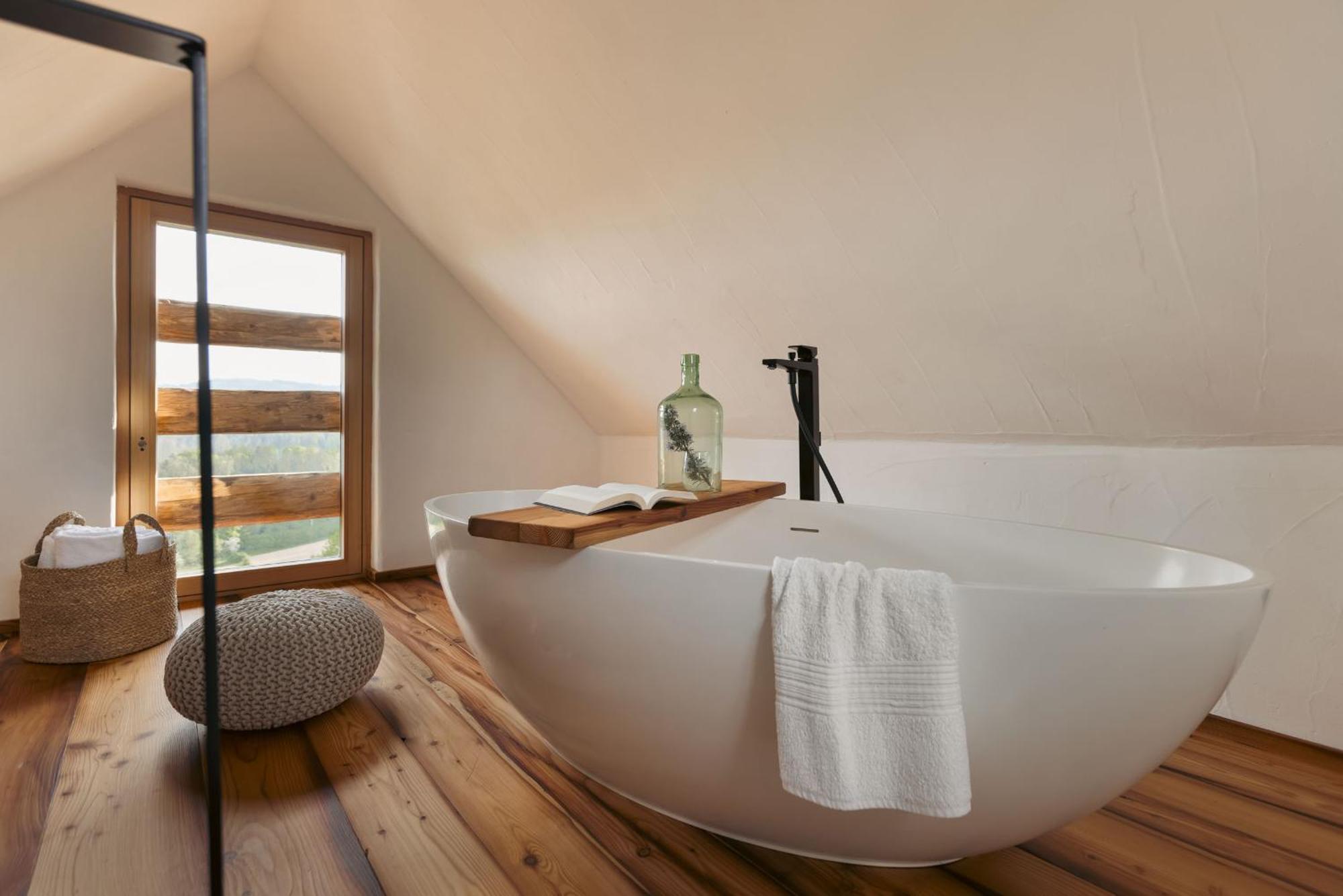 Am Wildbachberg - Luxus Ferienhaeuser Mit Infinitypool, Privatsauna Und Weinkeller Дойчландсберґ Екстер'єр фото