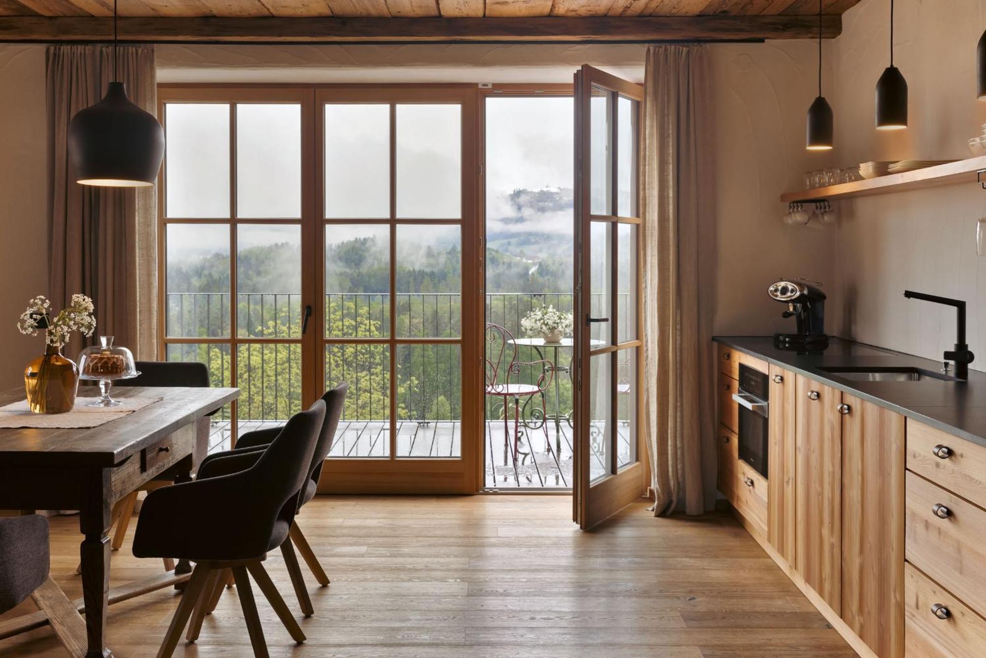 Am Wildbachberg - Luxus Ferienhaeuser Mit Infinitypool, Privatsauna Und Weinkeller Дойчландсберґ Екстер'єр фото