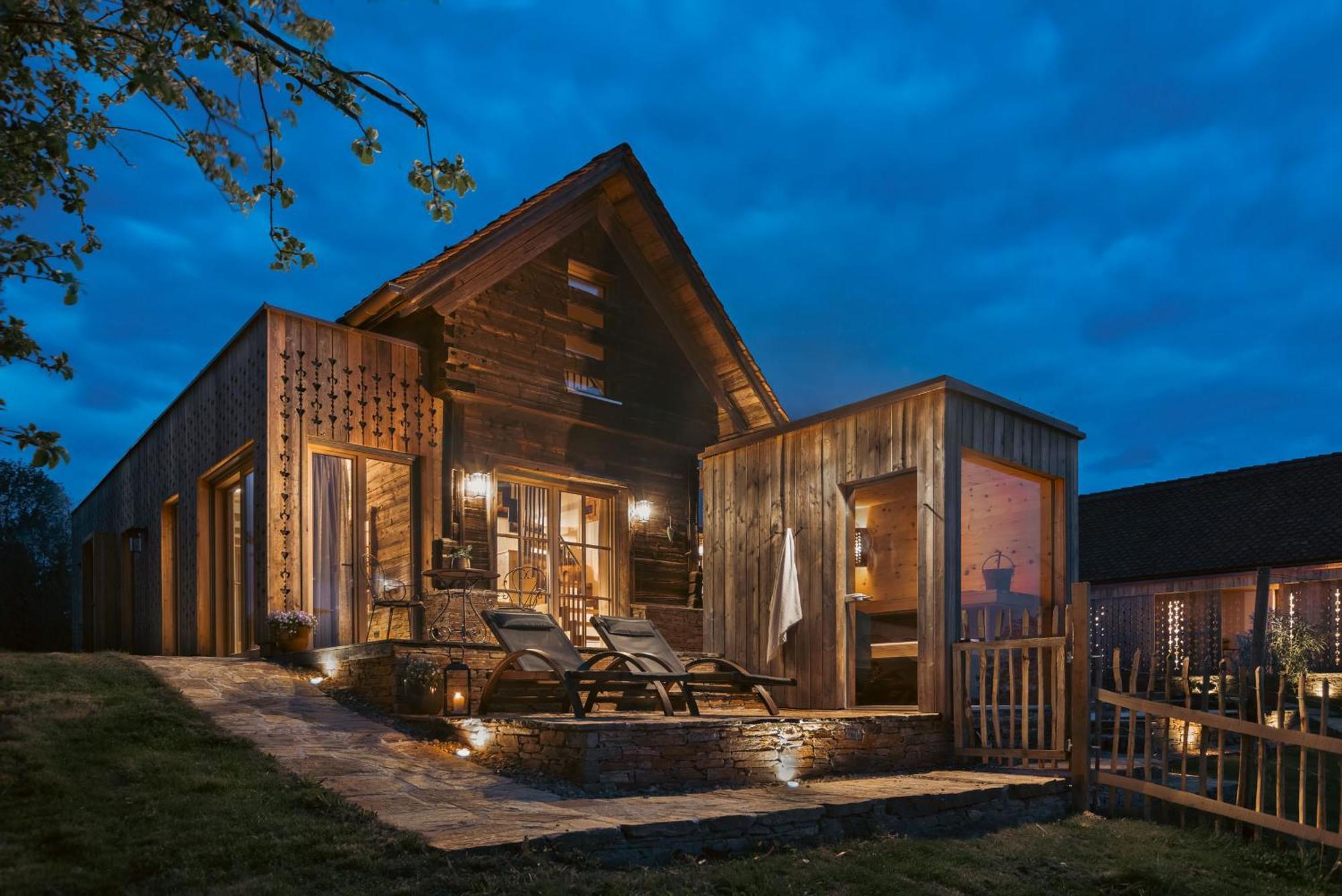 Am Wildbachberg - Luxus Ferienhaeuser Mit Infinitypool, Privatsauna Und Weinkeller Дойчландсберґ Екстер'єр фото