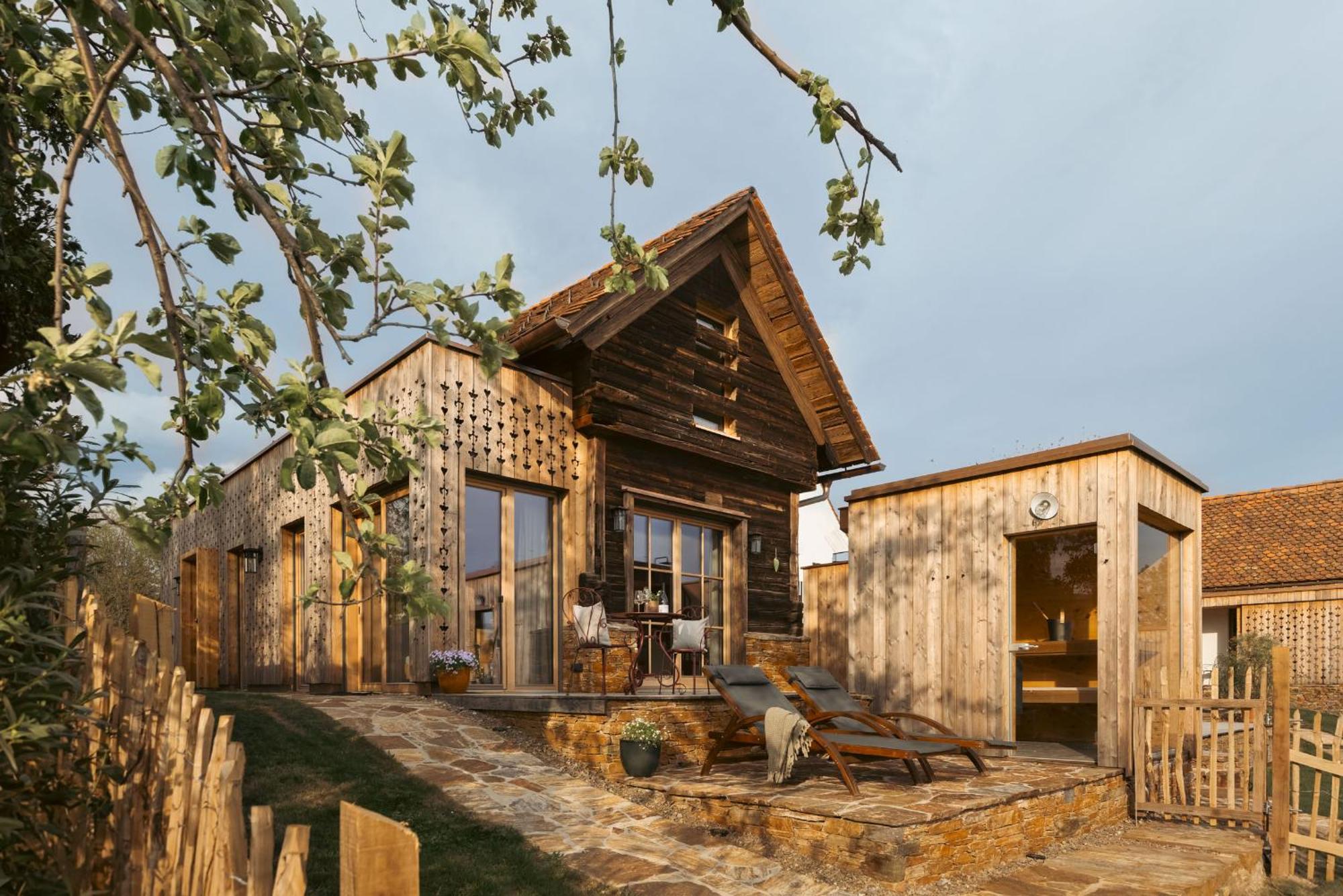 Am Wildbachberg - Luxus Ferienhaeuser Mit Infinitypool, Privatsauna Und Weinkeller Дойчландсберґ Екстер'єр фото
